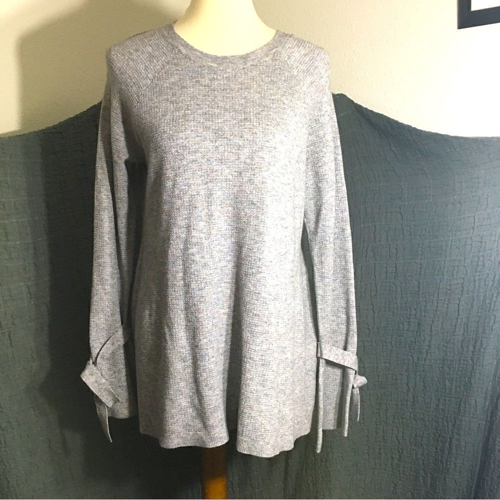 Isabel Maternity Gray Long Sleeve Top Size L